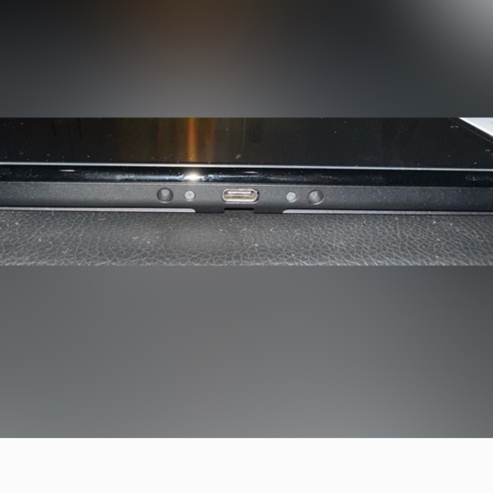 Nintendo Switch with Gray Joy-Con and Dock - Picture 5 of 14
